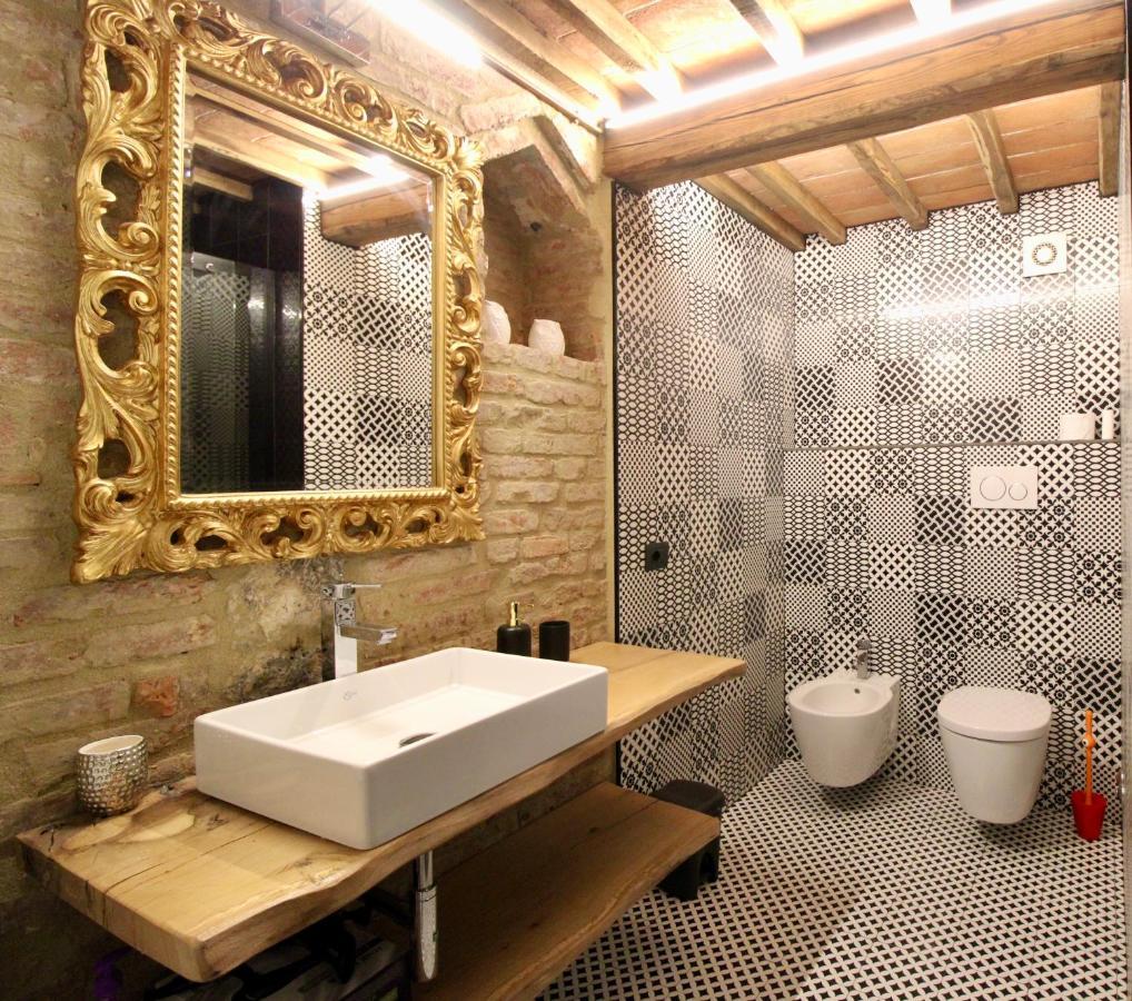 Luxury Suite Apartment Angiolieri Σιένα Εξωτερικό φωτογραφία
