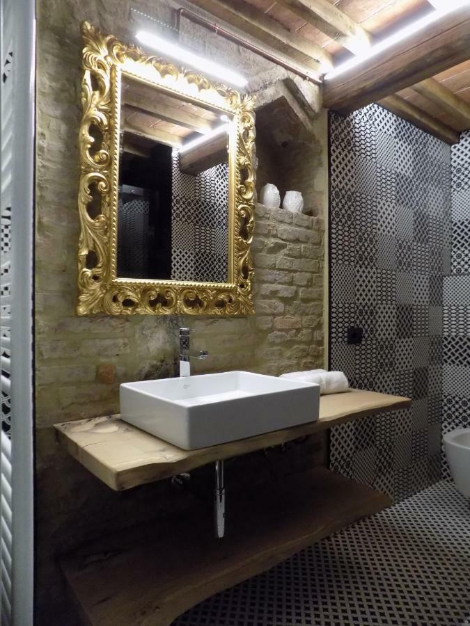 Luxury Suite Apartment Angiolieri Σιένα Εξωτερικό φωτογραφία